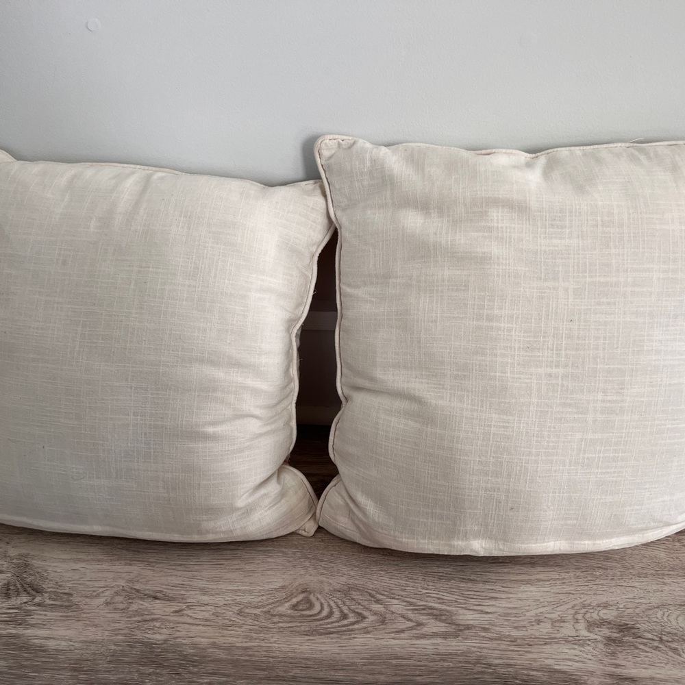 Two Coastal Beaded Pillows GUC with Zippers Beach Decor - Picture 2 of 7